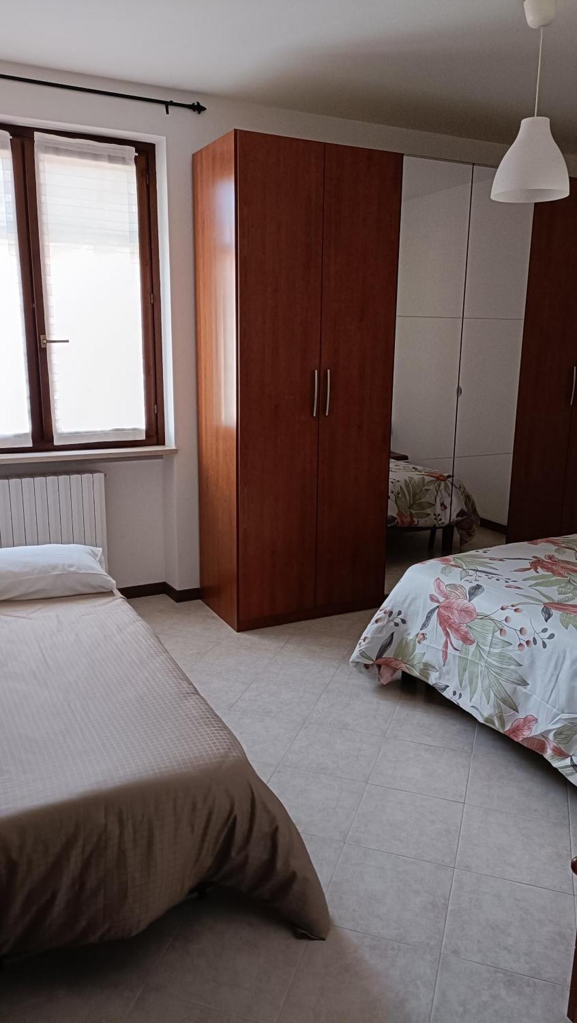 S.g. House Apartment *